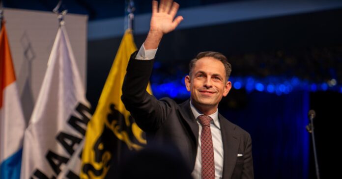 Van Grieken wijst journalisten terecht die Vlaams Belang demoniseren na aanslag Berlijn